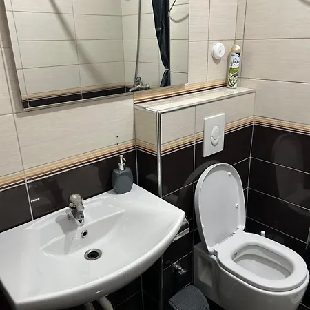 Cozy And Tranquil - 24h Self Check-in Тирана