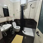 Cozy And Tranquil - Easy And Efficient Check-in * Tirana