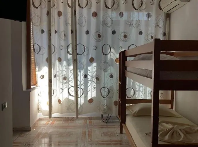 Cozy And Tranquil - 24h Self Check-in * Tirana