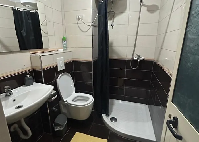 Cozy And Tranquil - 24h Self Check-in * Tirana